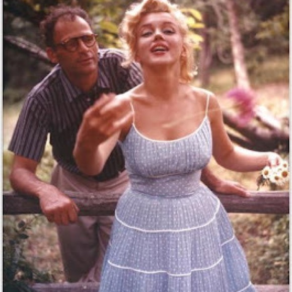 ISO Replica Marilyn Monroe Blue Polka Dot Dress. - Picture 3 of 3